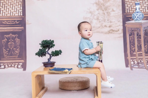普洱宝宝几个月会认人